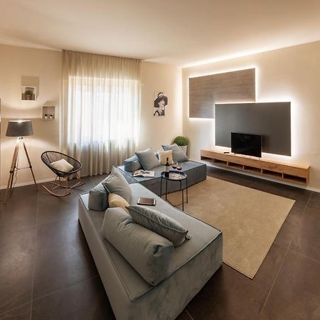 100Towers deluxe apartment Alba  Buitenkant foto